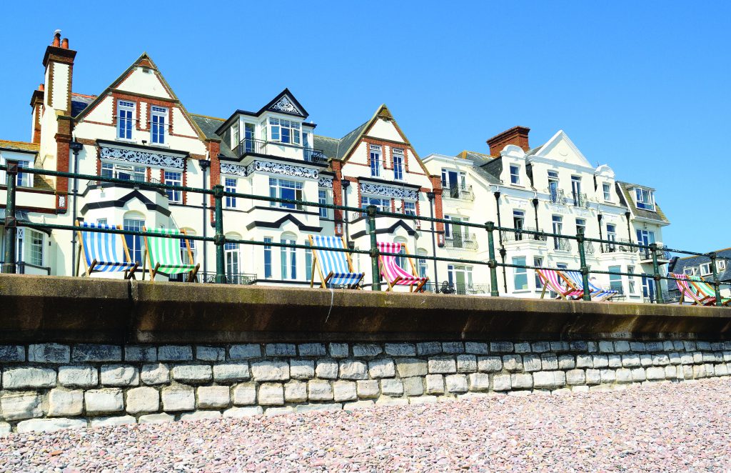 Coach holidays to Torquay